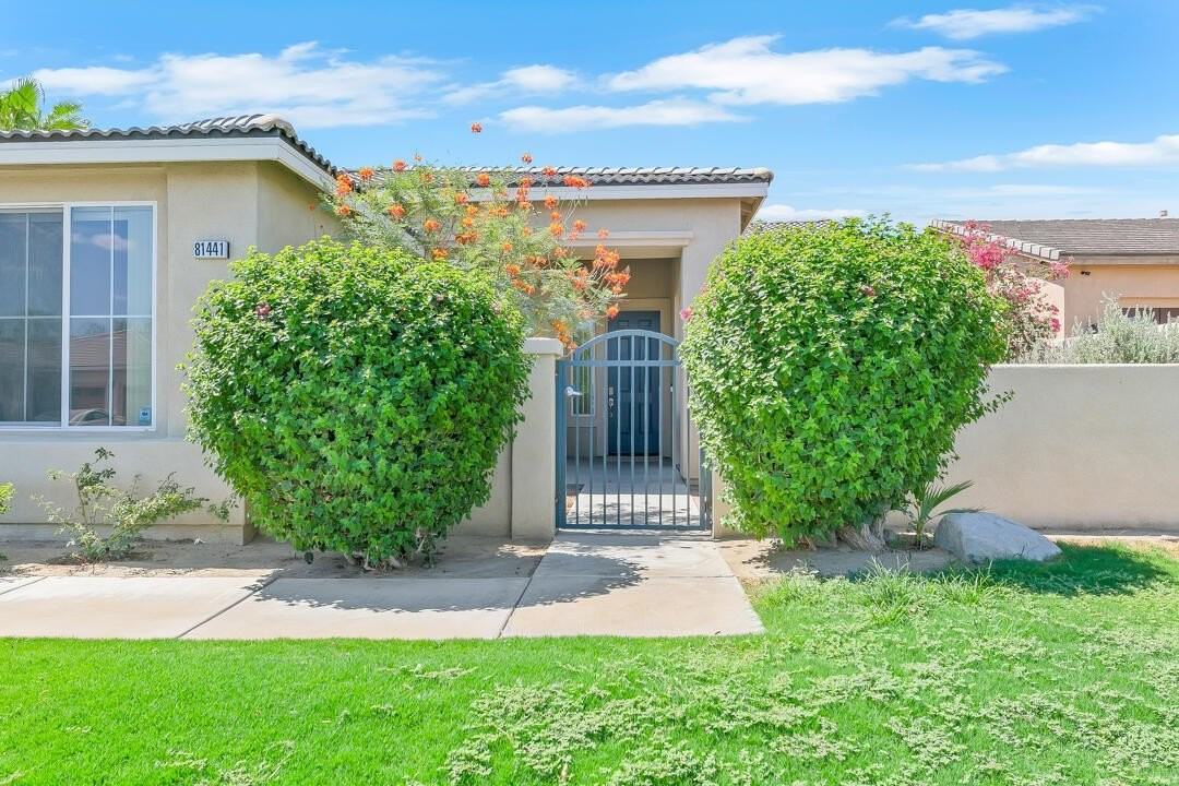 81441 Avenida Gonzalez - Photo 2 of 34