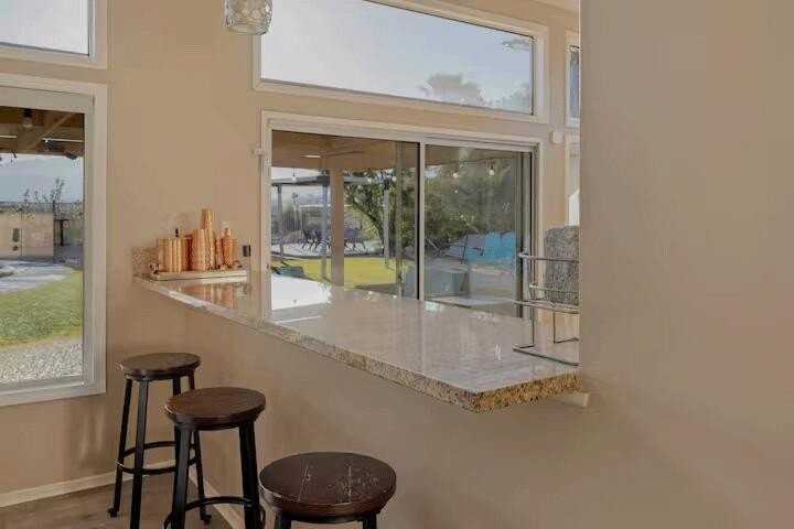 9693 El Rio Ln - Photo 4 of 35
