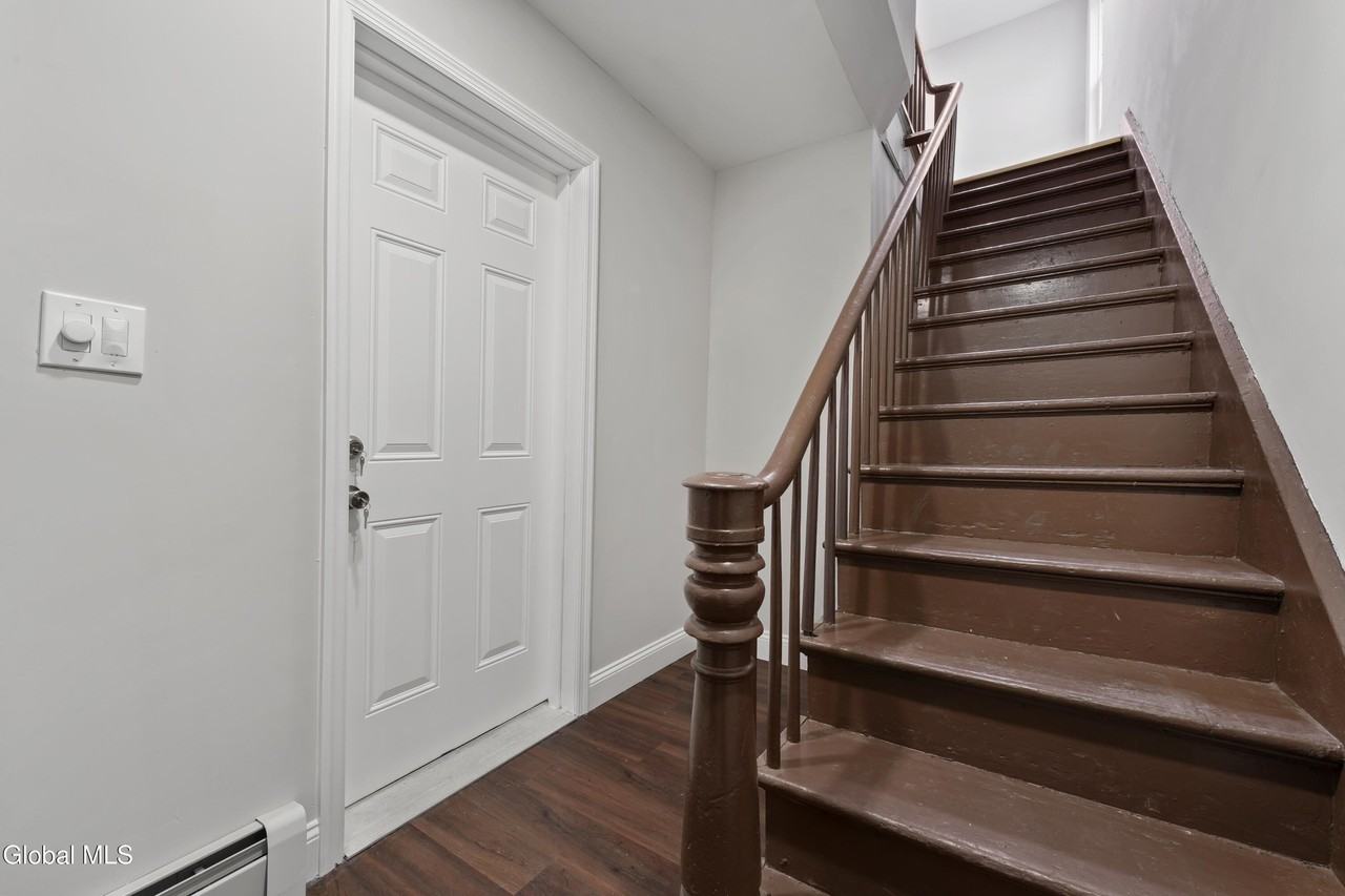 69 2nd St #2 - Photo 3 of 31