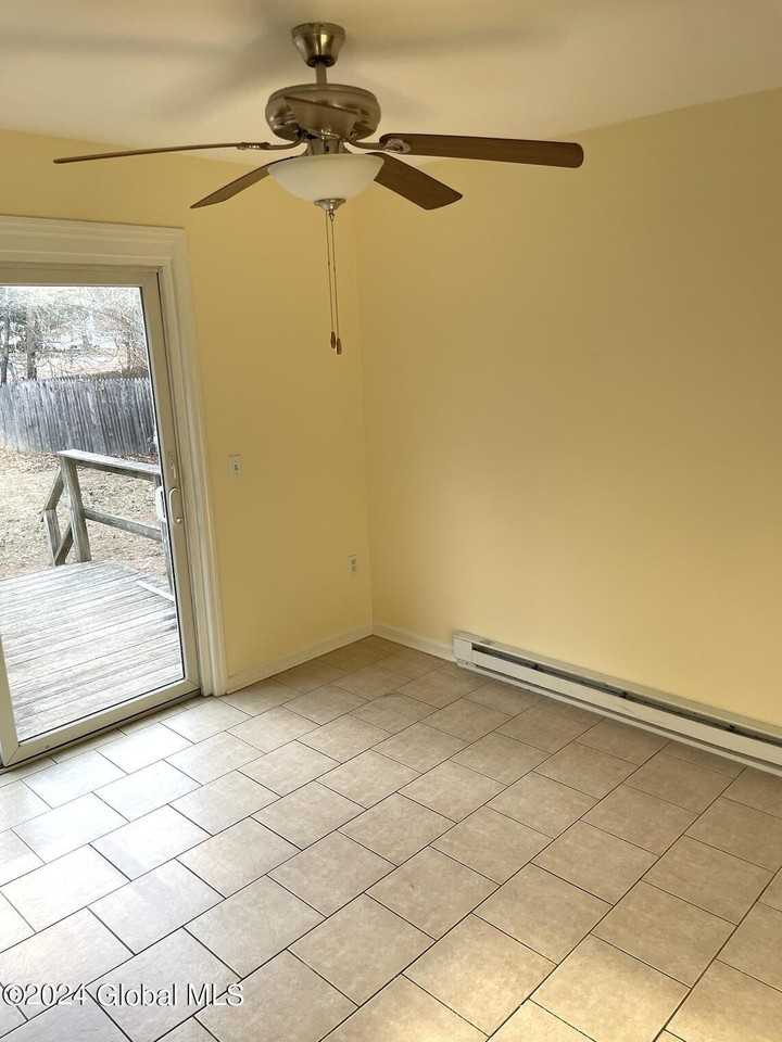 23 Woodridge Cir #A - Photo 3 of 21