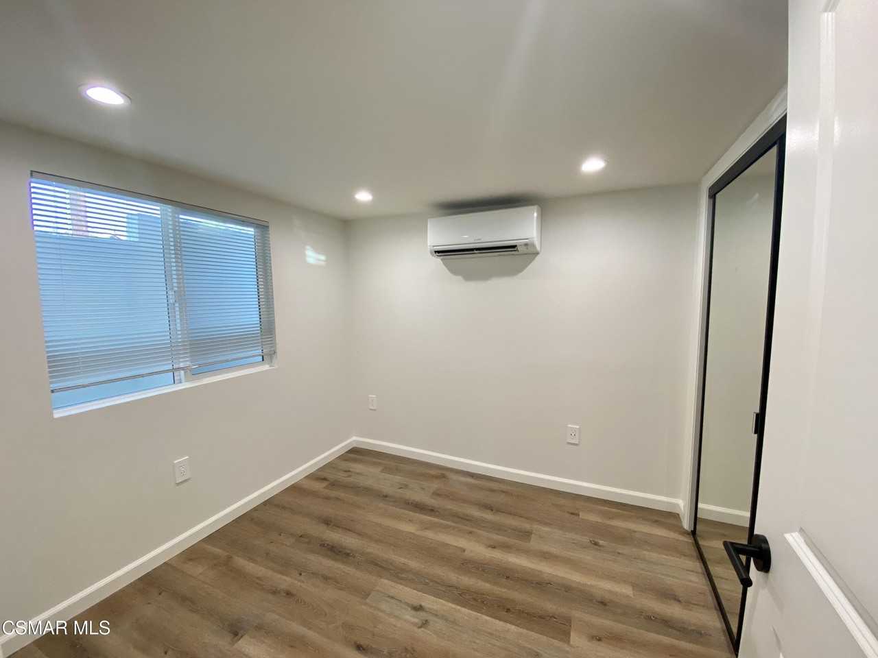 423 Saratoga St #3-4 - Photo 6 of 22