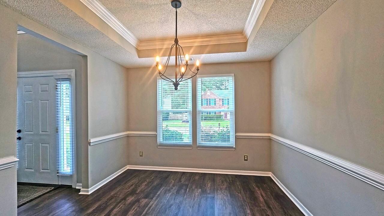 94 Blairmore Dr - Photo 7 of 23