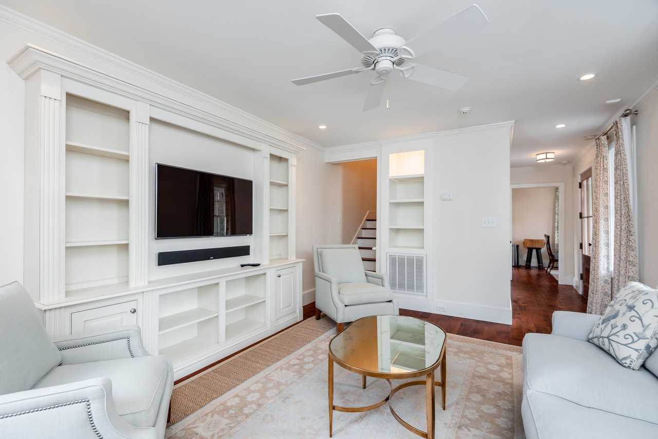 108 Smith St #M - Photo 6 of 30