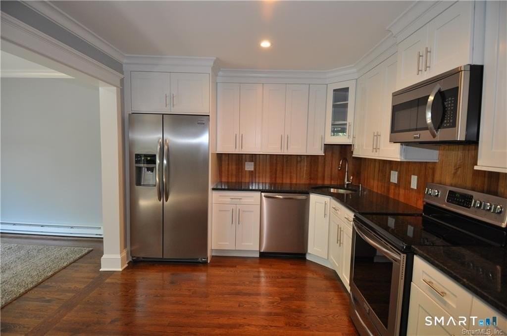 97 Richards Ave #D8 - Photo 4 of 20