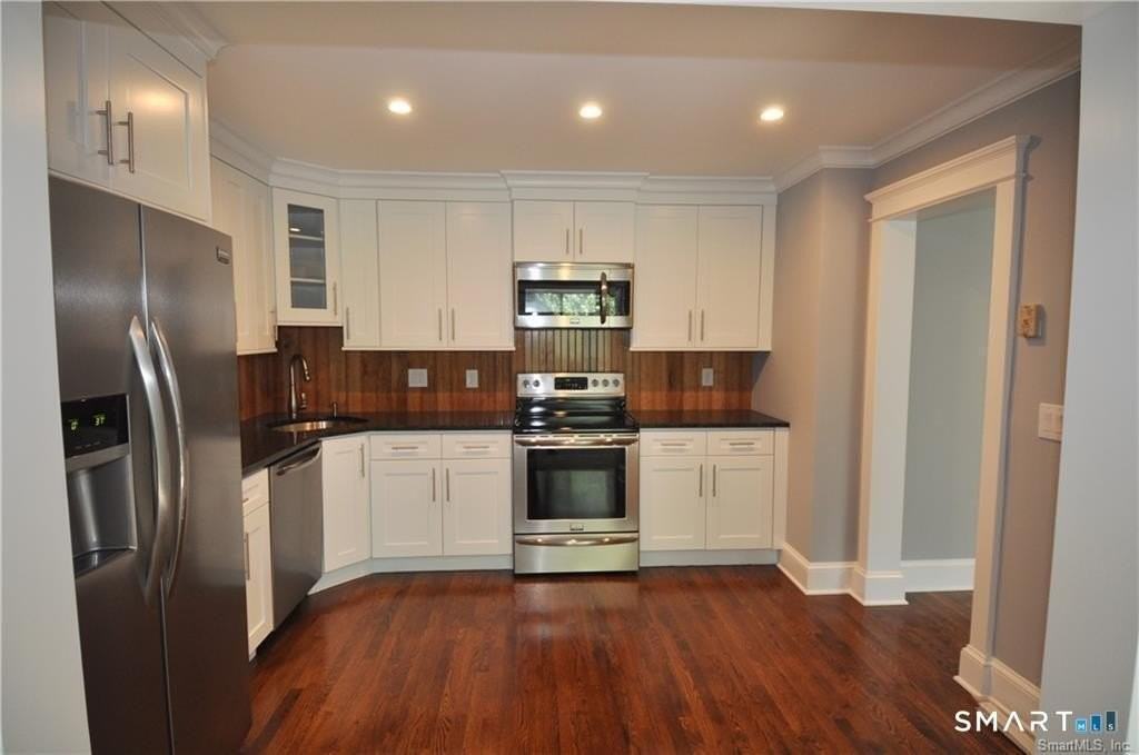 97 Richards Ave #D8 - Photo 5 of 20