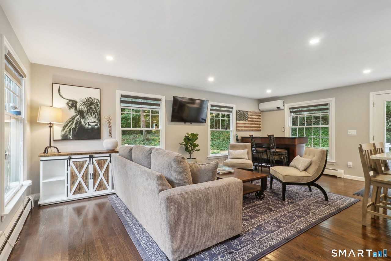 60 Little Meadow Rd - Photo 6 of 28