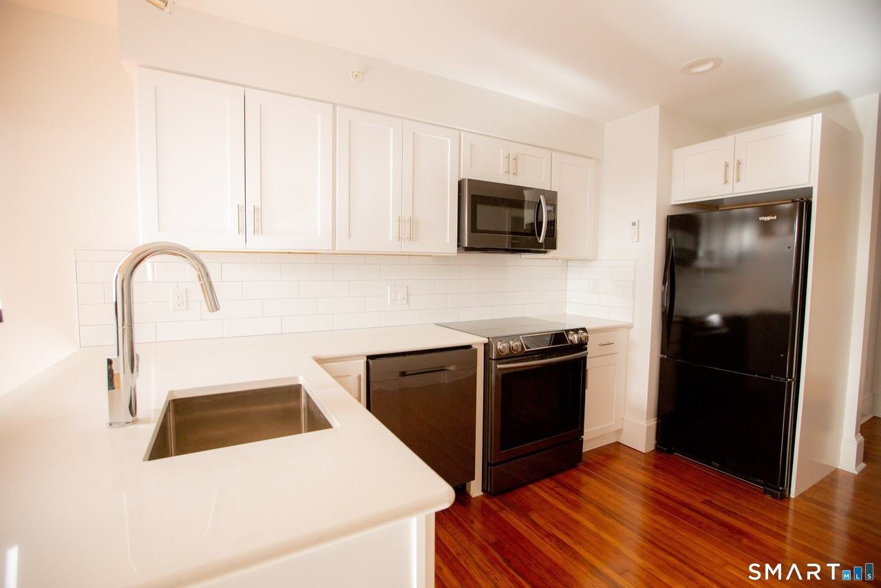 70 S Main St #3C - Photo 4 of 9