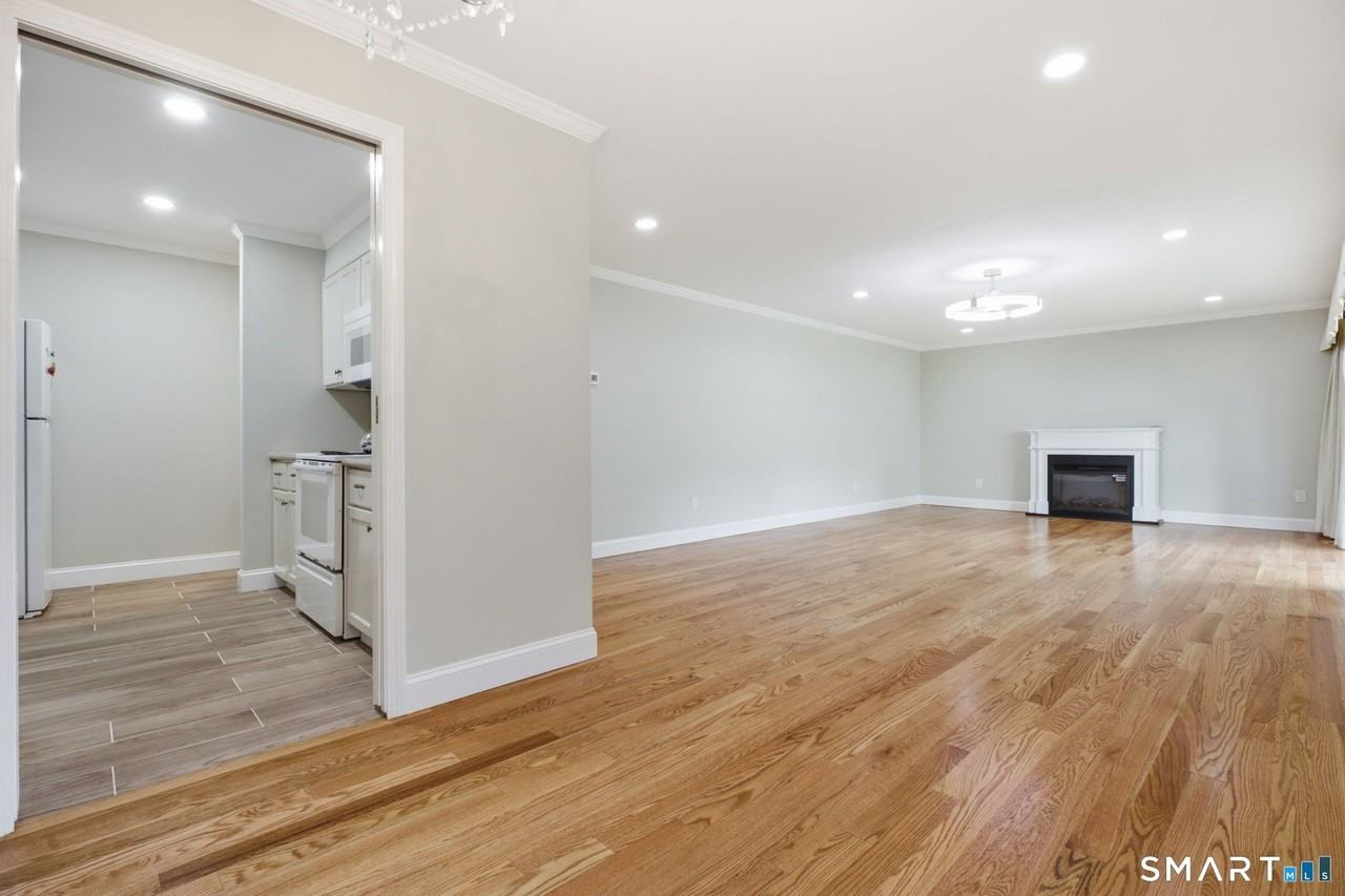 247 Hamilton Ave #3 - Photo 3 of 20