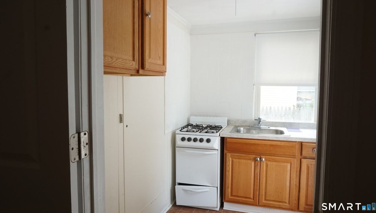 72 Noble St #BACK - Photo 6 of 9