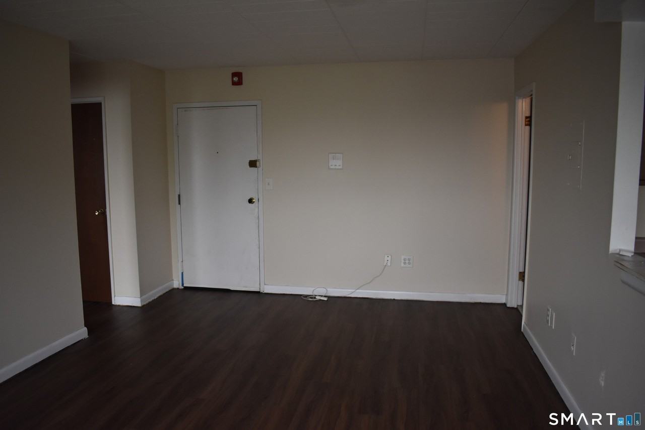 1575 Boston Ave #D14 - Photo 3 of 10
