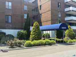 featured image of 1460 Elm St #132