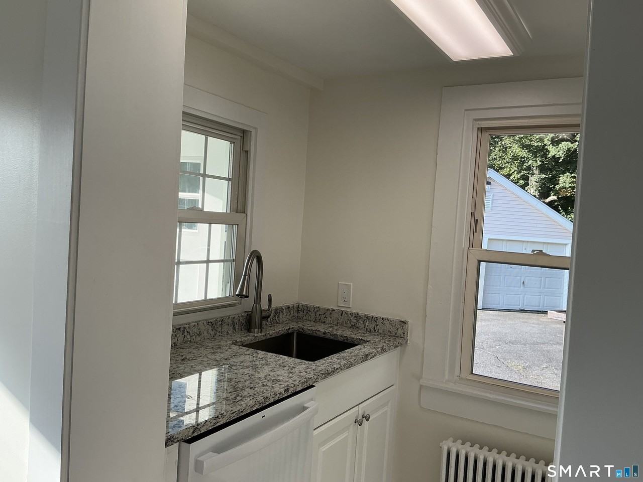 35 West St - Photo 4 of 29