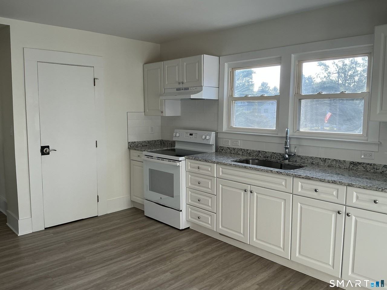 35 West St - Photo 5 of 29