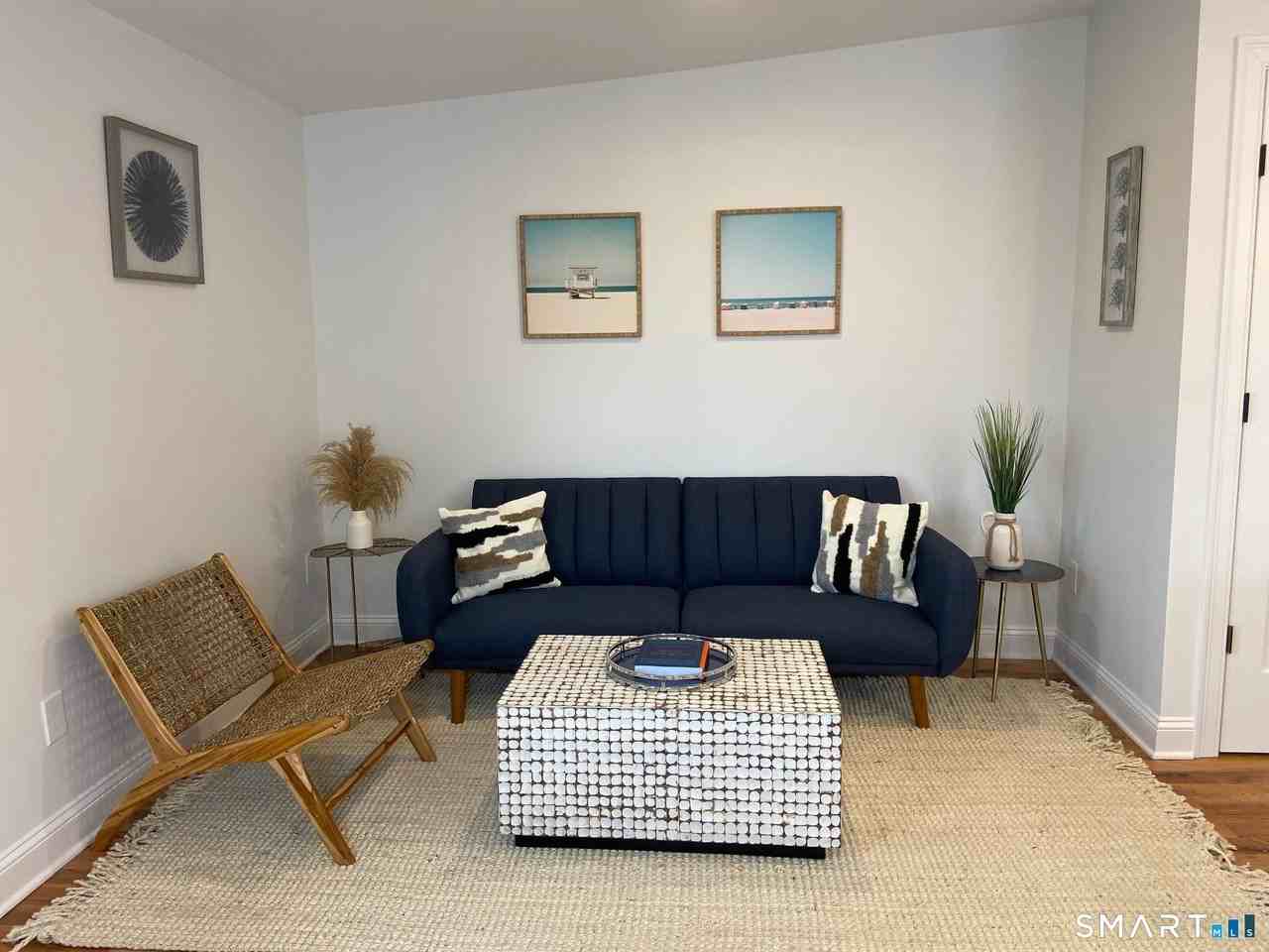 75 Henry St - Photo 3 of 6