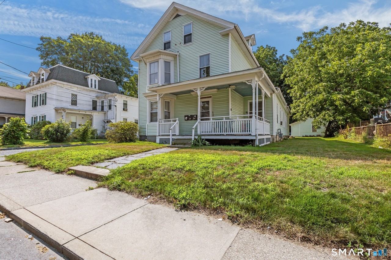 63 Reynolds St #B - Photo 3 of 27