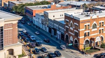 featured image of 151 W Main St