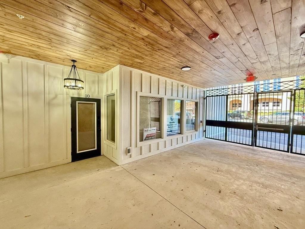 151 W Main St - Photo 4 of 14