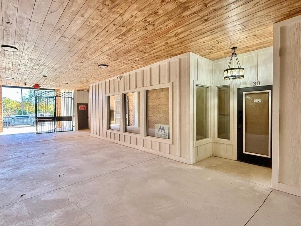 151 W Main St - Photo 5 of 14