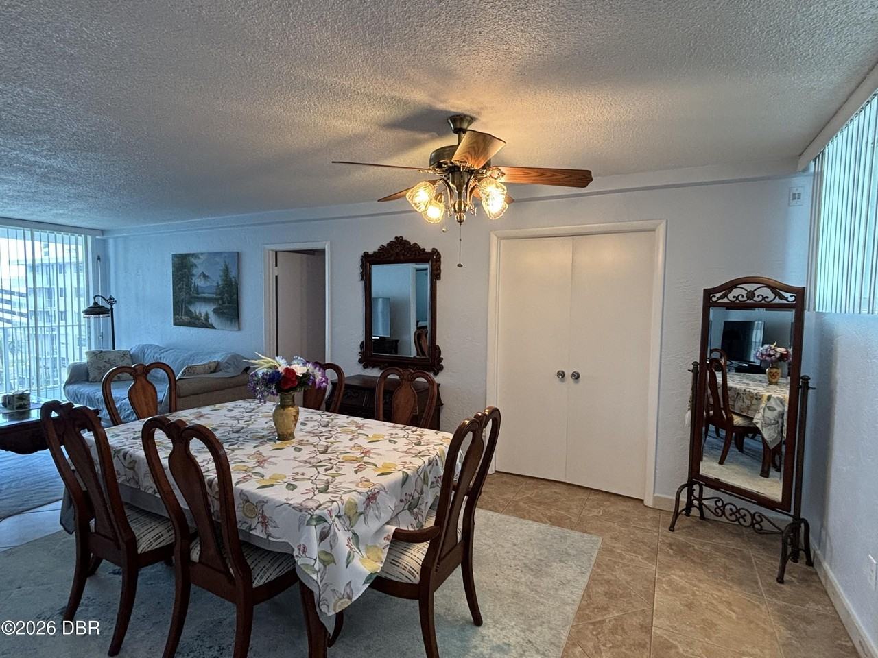 2727 N Atlantic Ave #511 - Photo 5 of 32