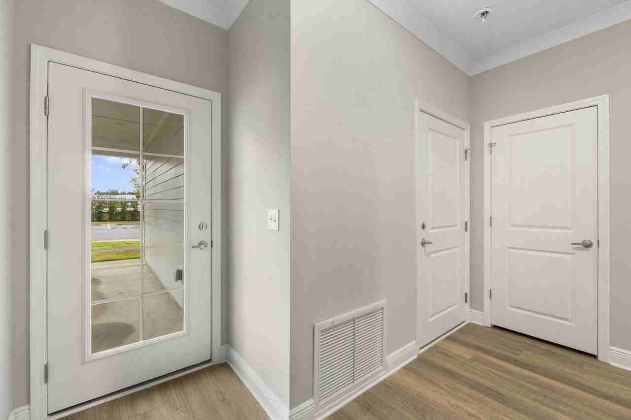 38 Kara Lake Dr - Photo 4 of 41