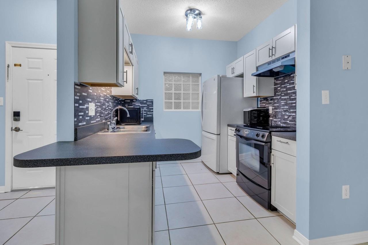 1501 Partin Dr N #109 - Photo 7 of 20