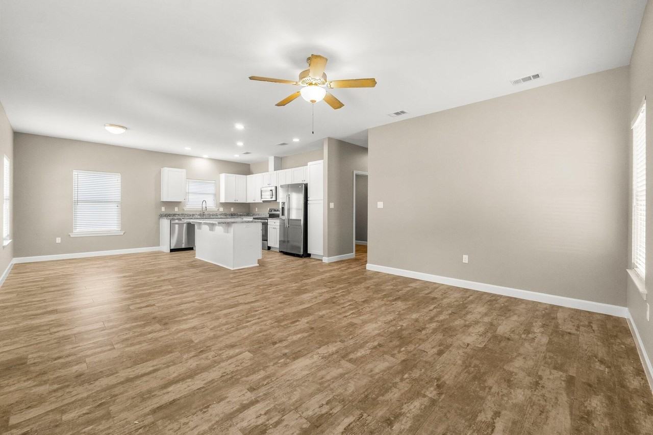 353 Indian Woman Rd - Photo 5 of 36