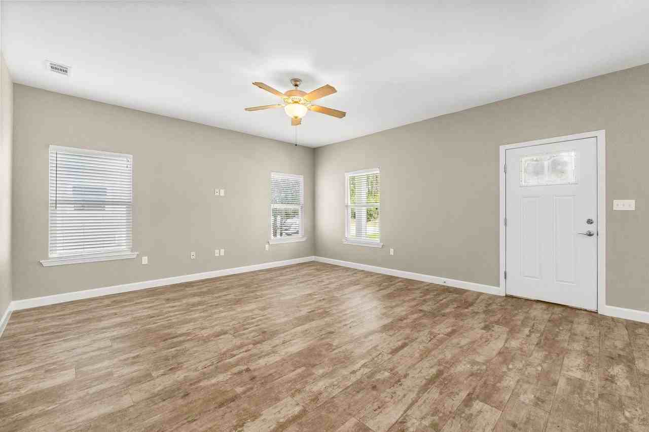 353 Indian Woman Rd - Photo 7 of 36