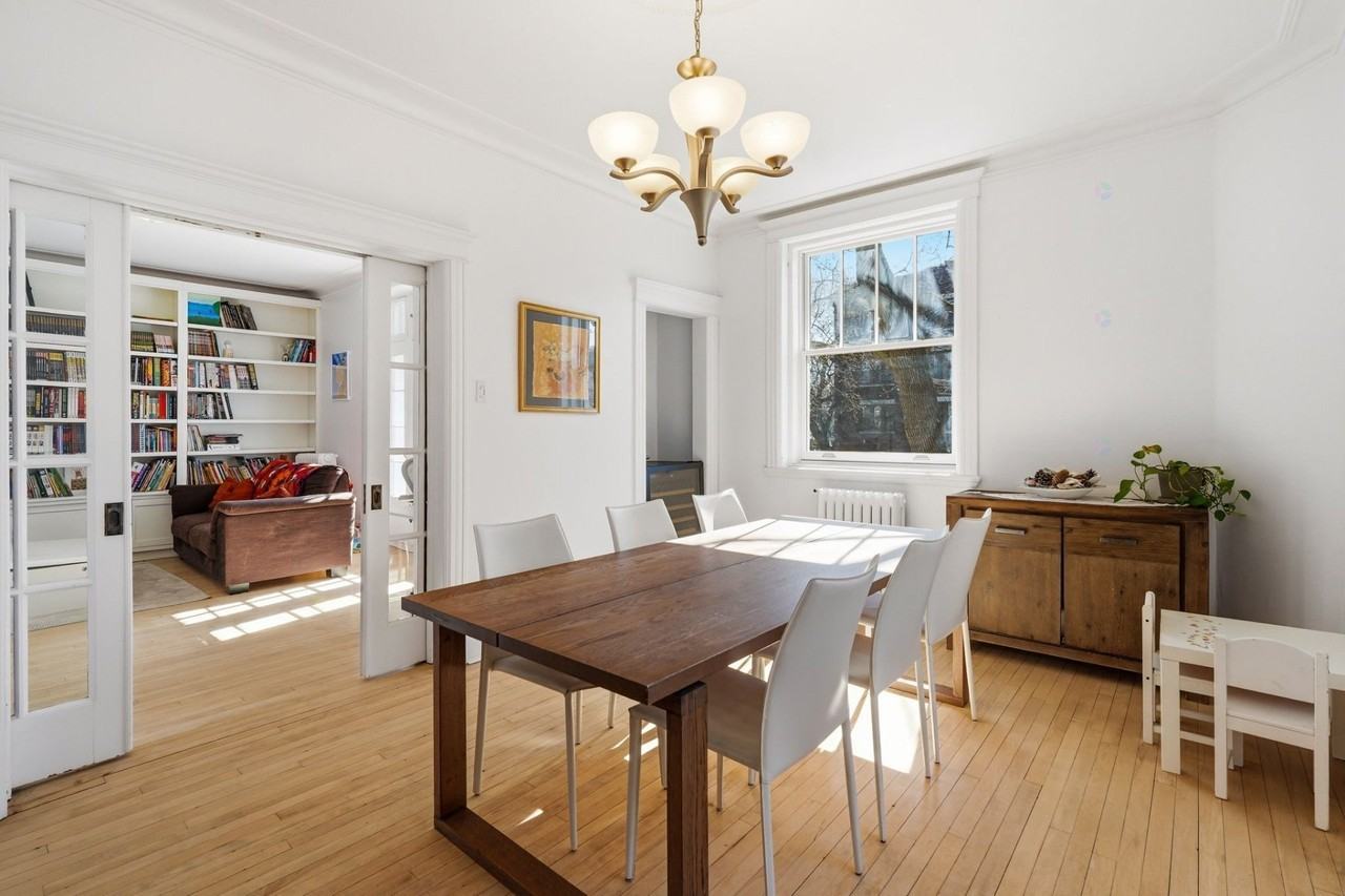 1465 Av Bernard - Photo 7 of 25