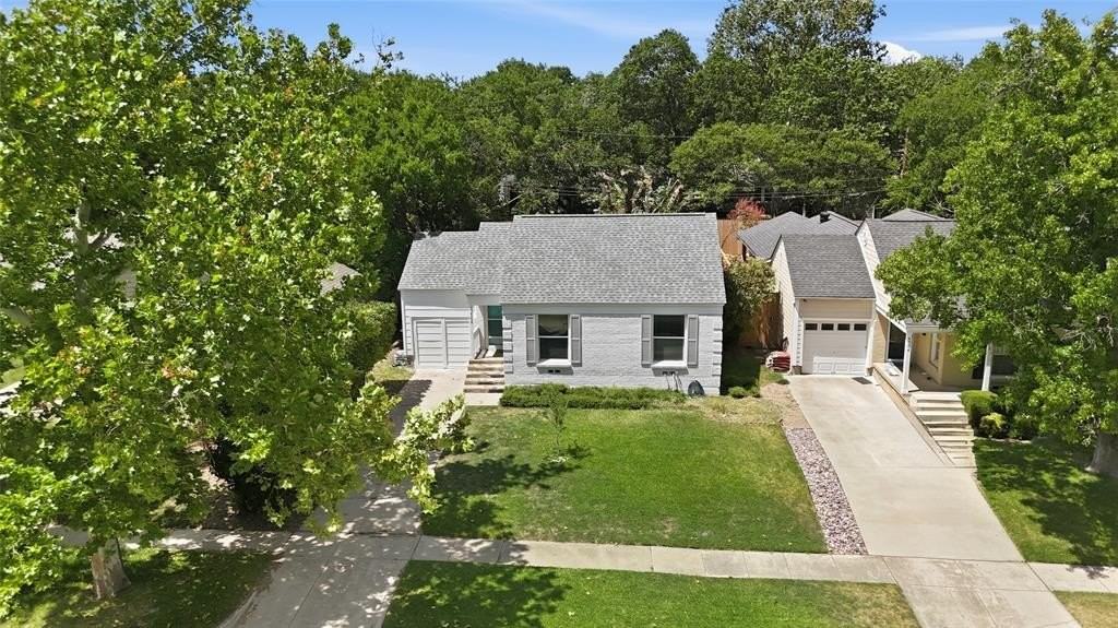 4308 Donnelly Ave - Photo 5 of 39