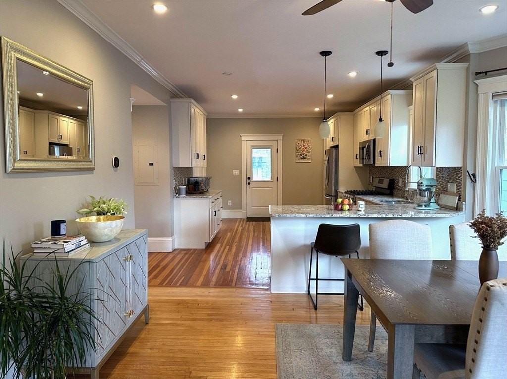 847 South St 1 - Photo 2 of 23