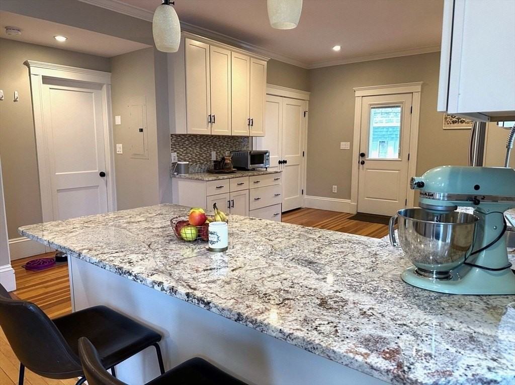 847 South St 1 - Photo 4 of 23