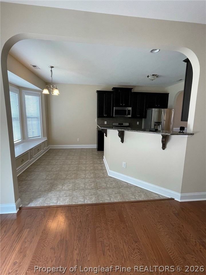 3537 Dunkirk Ct - Photo 5 of 26