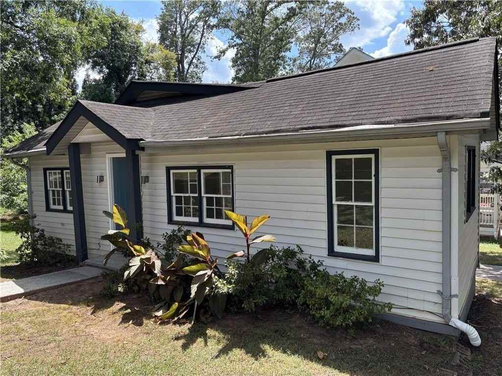 2469 Glynn Dr Se - Photo 4 of 27