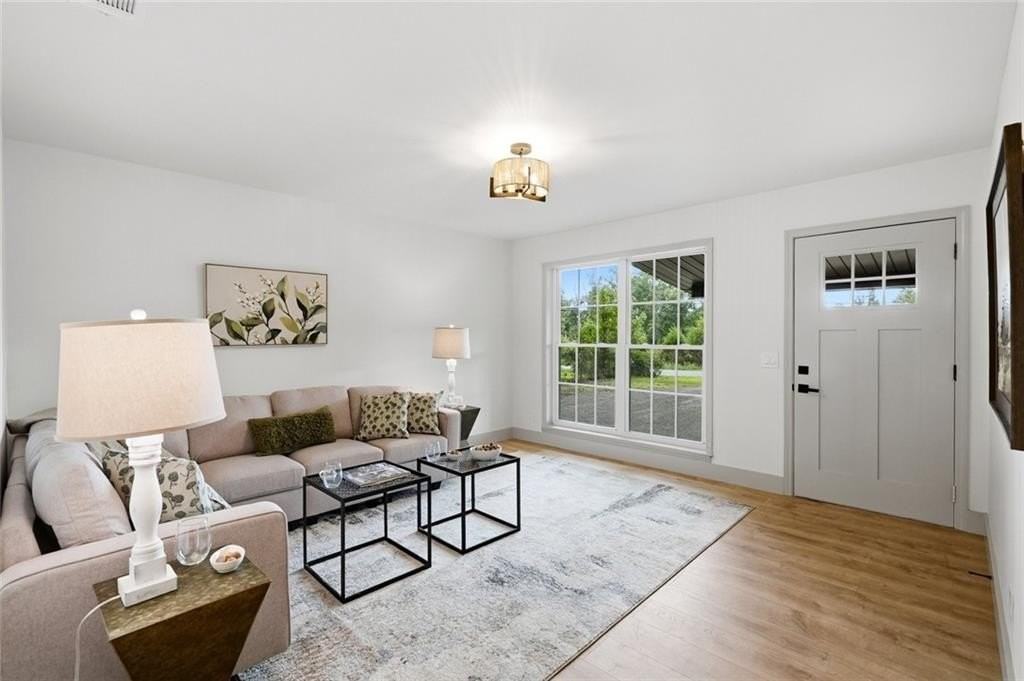 1079 Fairview Rd Nw - Photo 4 of 27