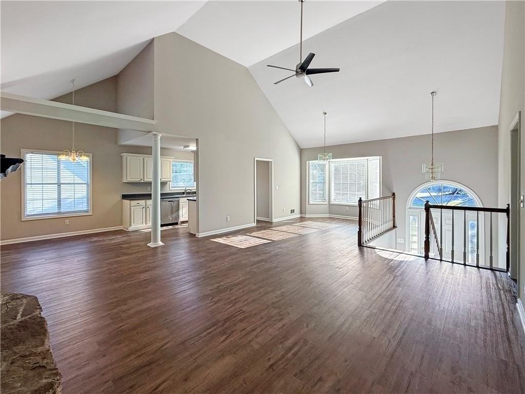 5885 Sarah Orr Ln - Photo 5 of 26
