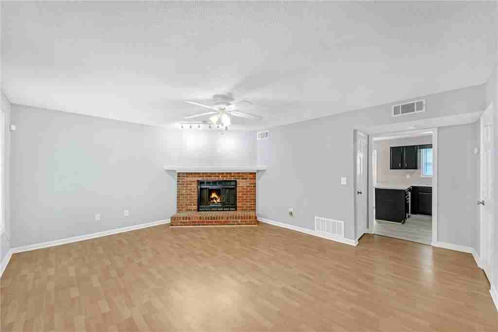 4000 Sand Wedge Cir Nw - Photo 4 of 20