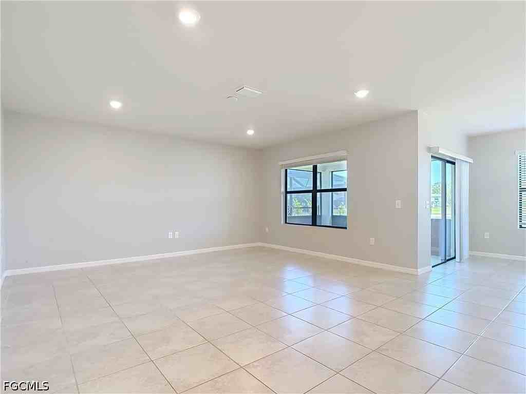 16056 Enclaves Cove Dr - Photo 3 of 34