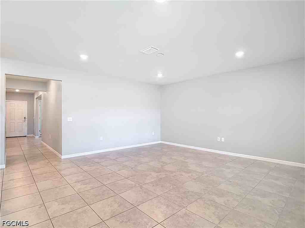 16056 Enclaves Cove Dr - Photo 7 of 34