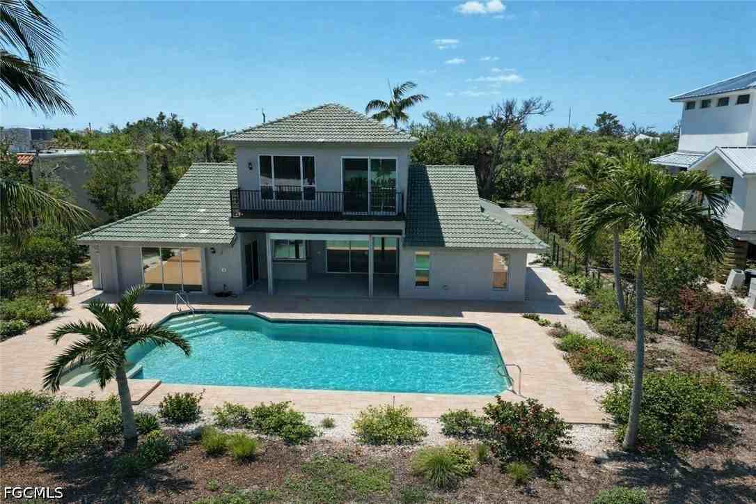 780 Beach Rd - Photo 3 of 25
