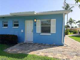 featured image of 14621 Mcgregor Blvd #10