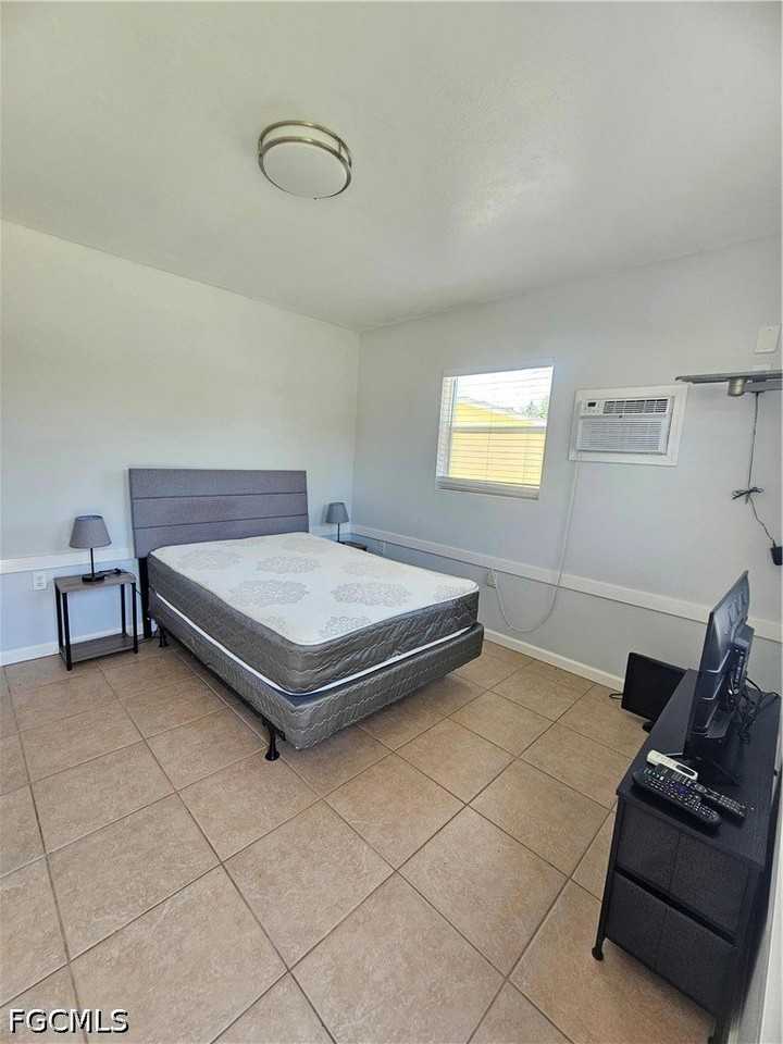 14621 Mcgregor Blvd #10 - Photo 3 of 17