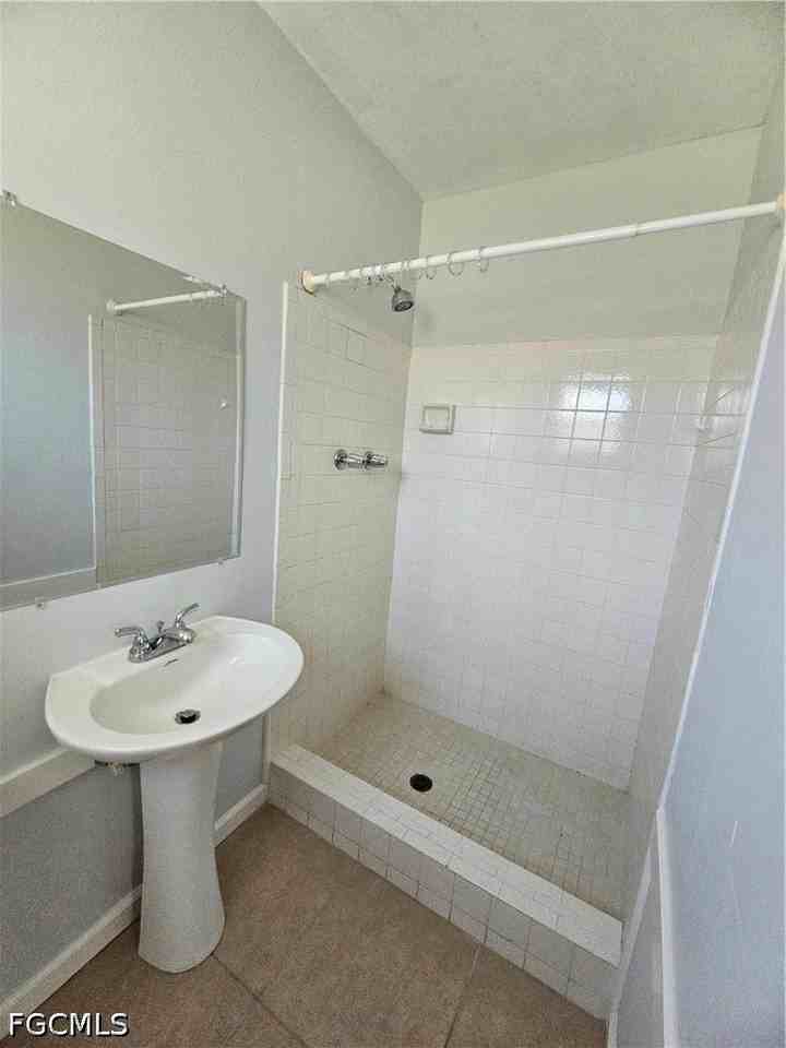 14621 Mcgregor Blvd #10 - Photo 7 of 17