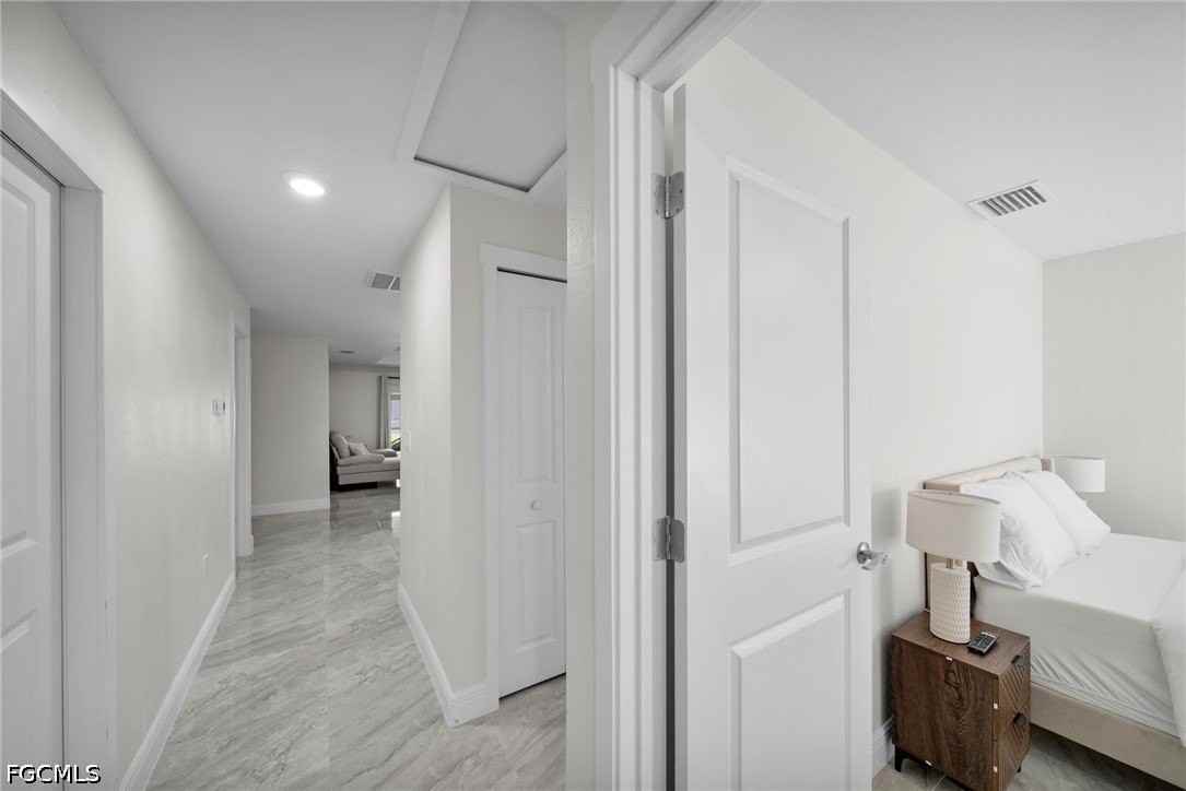 903A Albany Ave - Photo 5 of 36