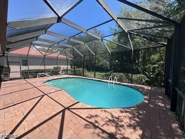 3320 Midship Dr - Photo 2 of 33