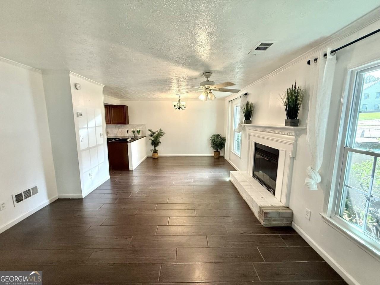 1435 Kennesaw Trace Ct Nw - Photo 5 of 16