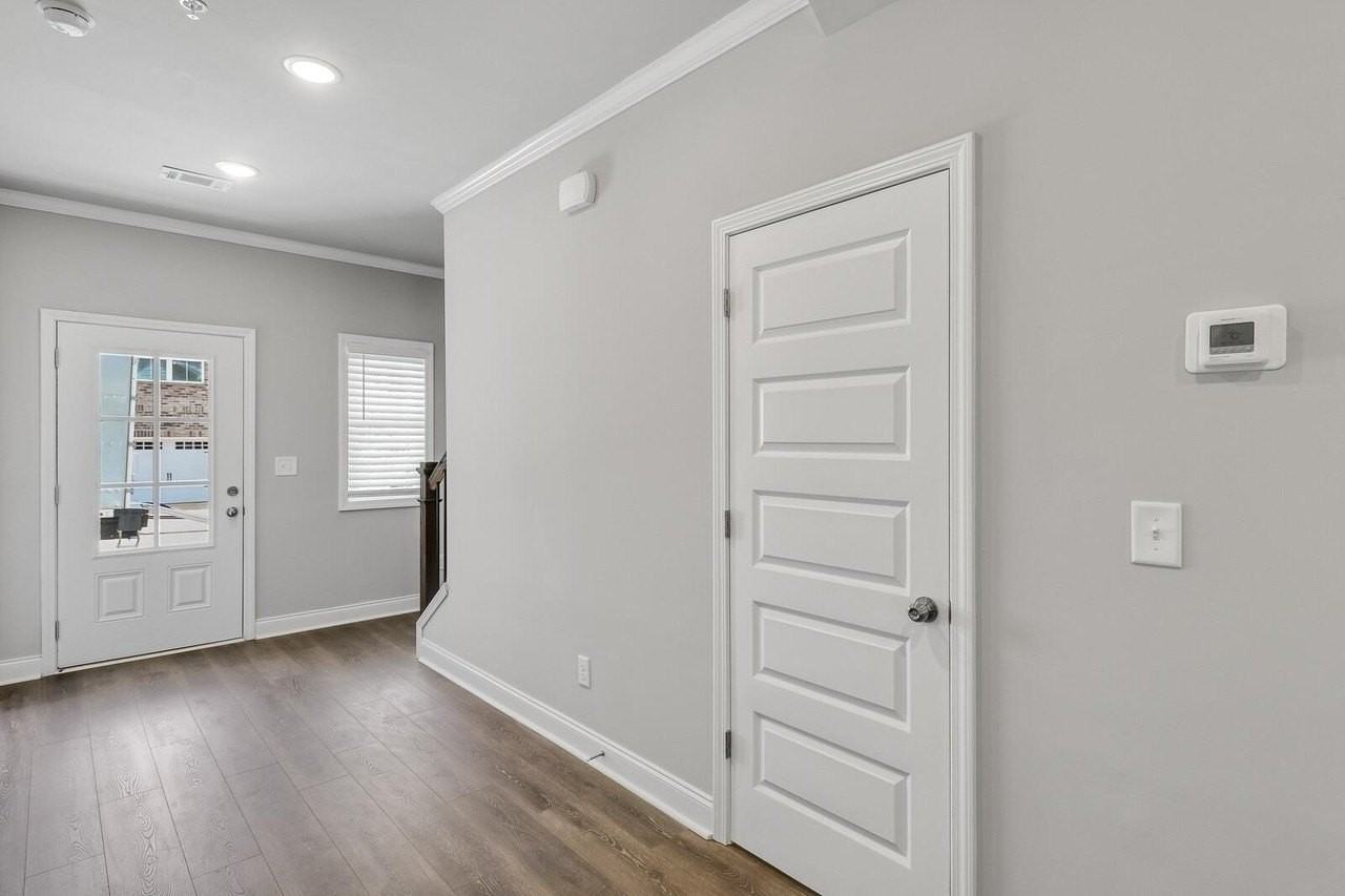 15 Sprayberry Rd #7 - Photo 5 of 26