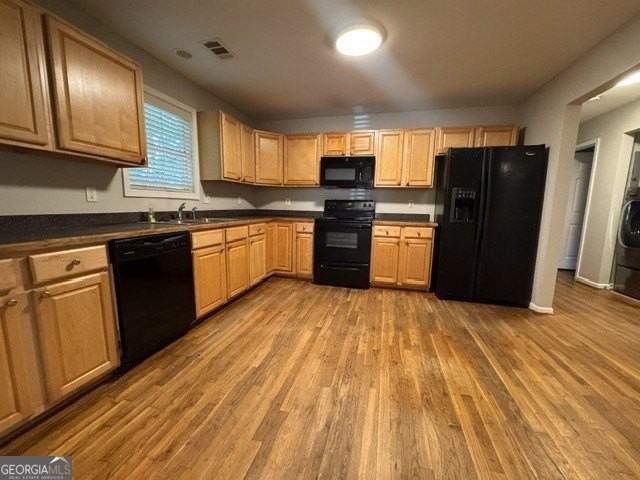 1142 Windsor St Sw - Photo 2 of 16