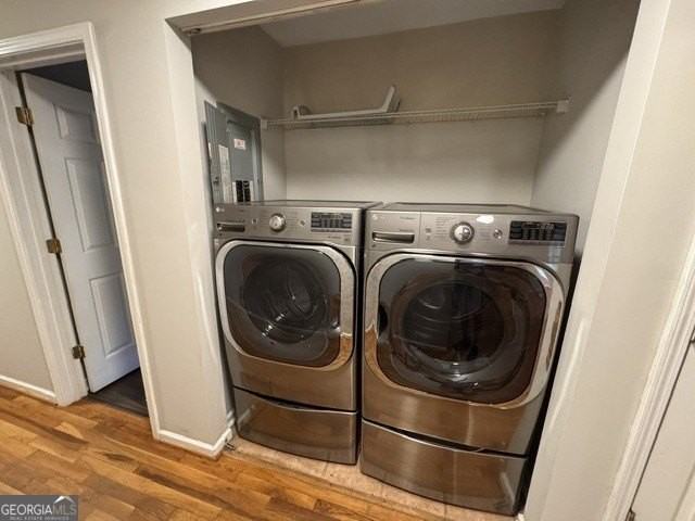 1142 Windsor St Sw - Photo 4 of 16