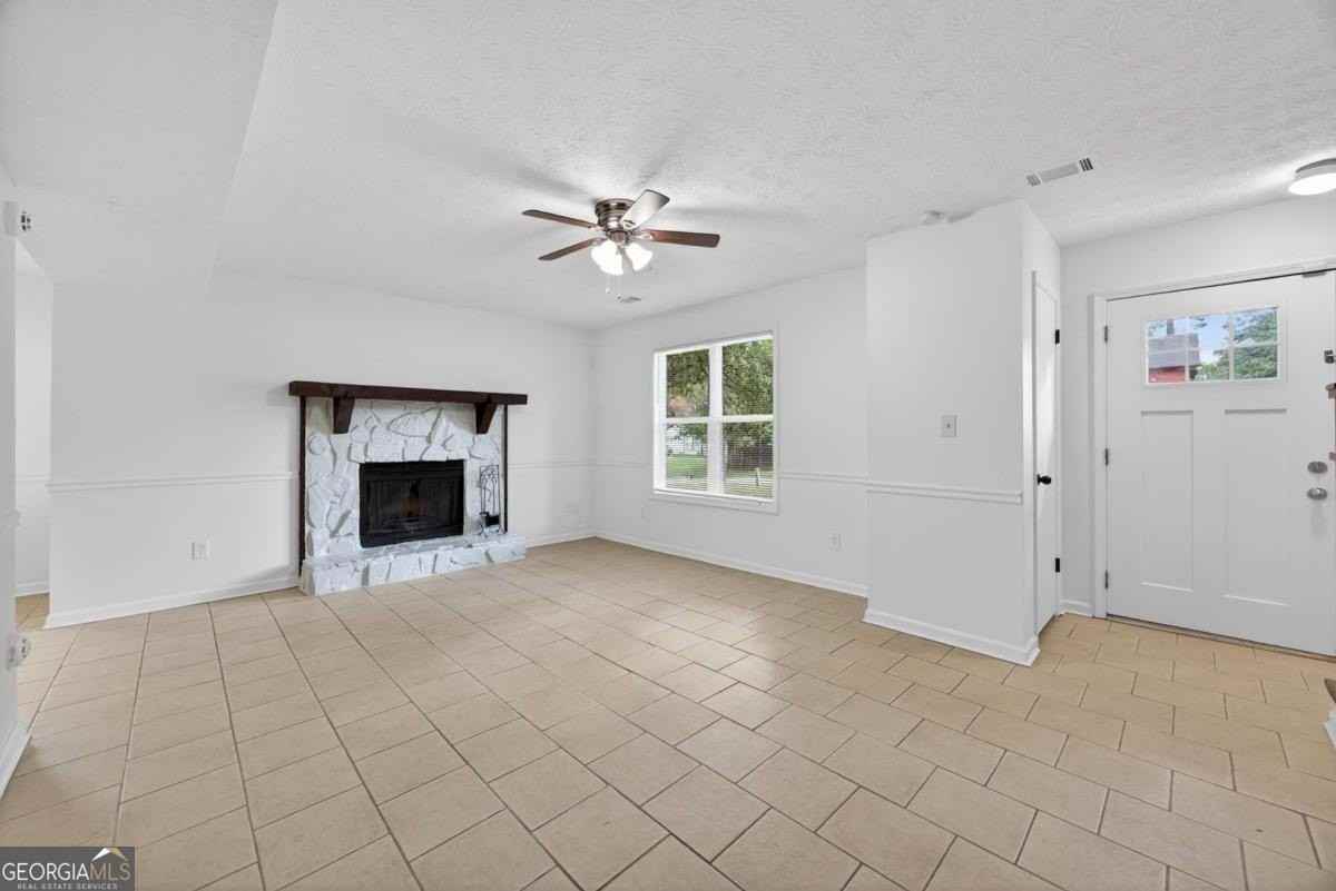 6898 Babbling Brook Dr - Photo 6 of 21