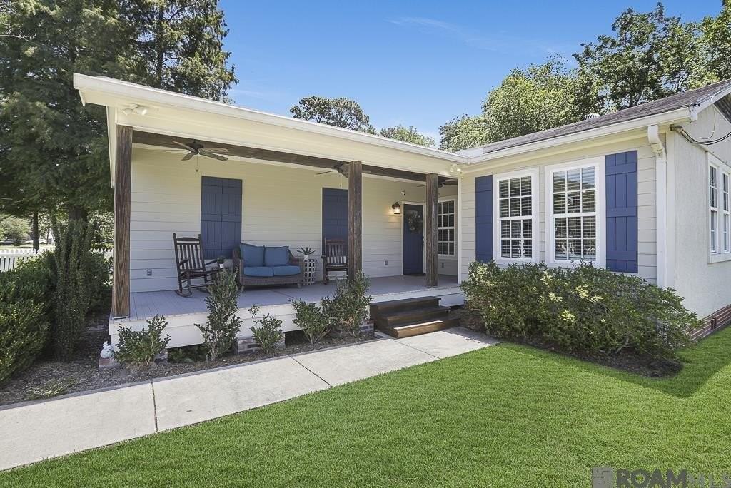 1408 Stephens Ave - Photo 3 of 20